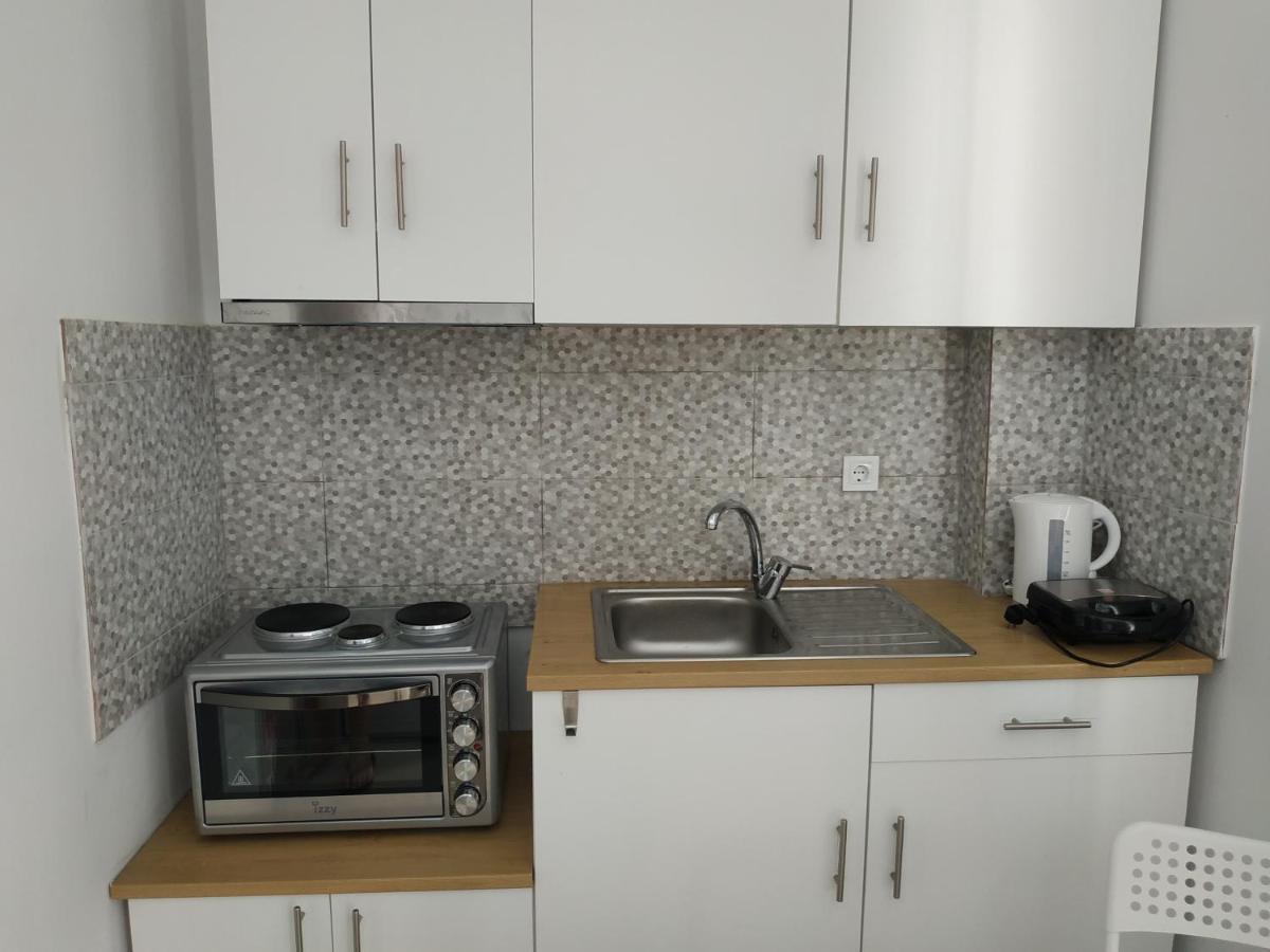 Pantheon Apartment Kalamata Bagian luar foto