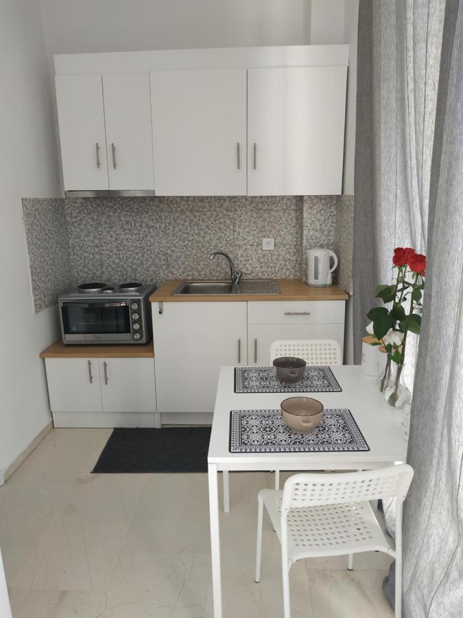 Pantheon Apartment Kalamata Bagian luar foto