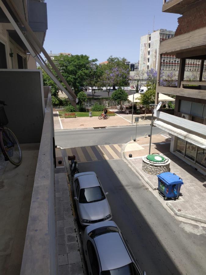 Pantheon Apartment Kalamata Bagian luar foto
