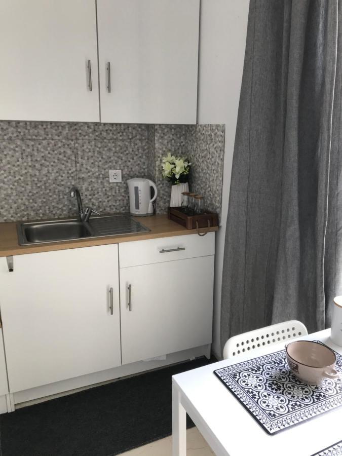 Pantheon Apartment Kalamata Bagian luar foto