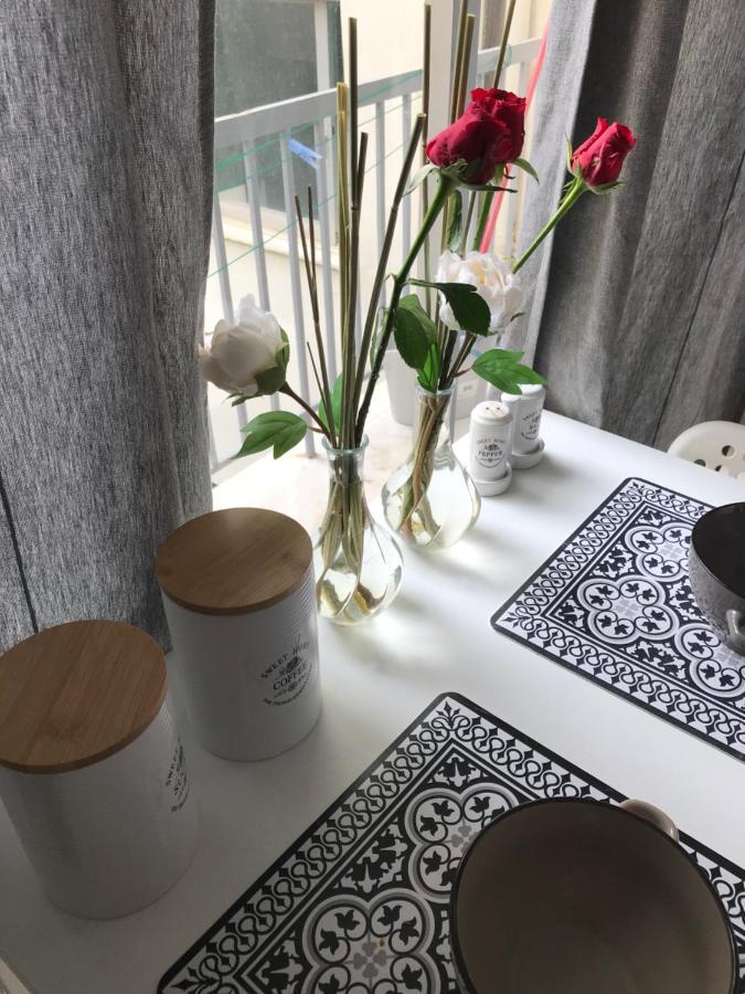Pantheon Apartment Kalamata Bagian luar foto