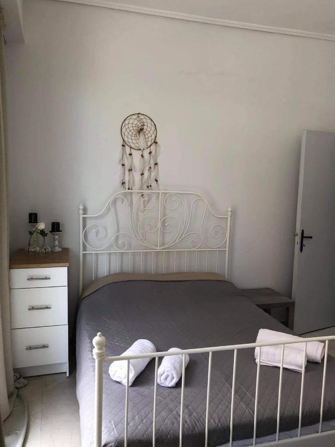Pantheon Apartment Kalamata Bagian luar foto